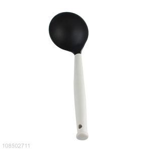 Low price long handle nylon soup spoon kitchen supplies