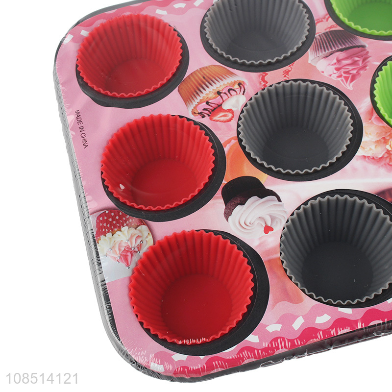 Factory direct sale round cupcake pan baking pan for household
