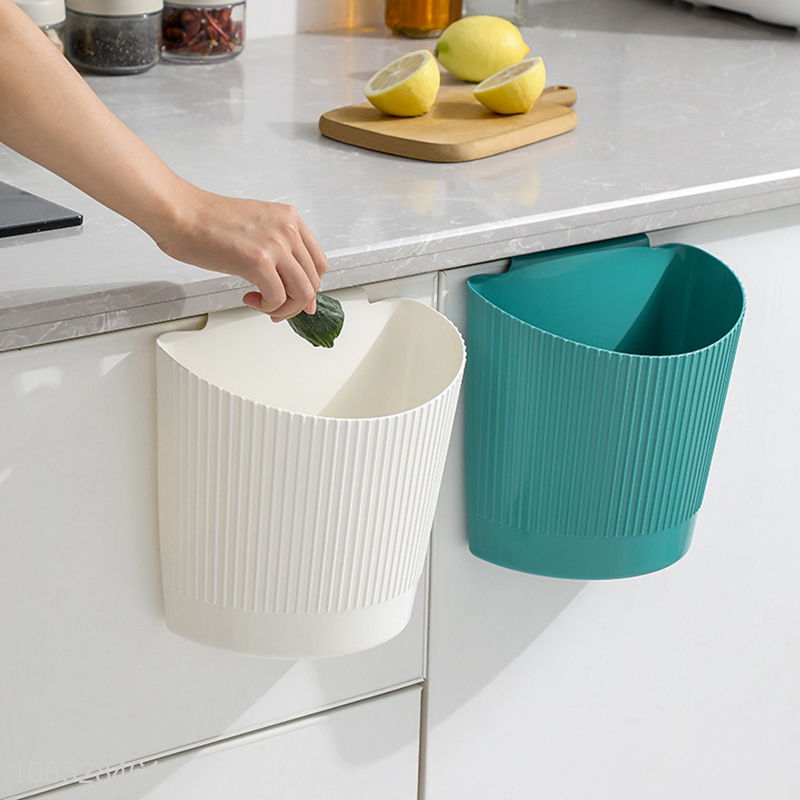Wholesale wall mounted waste bin hanging trash can for kitchen