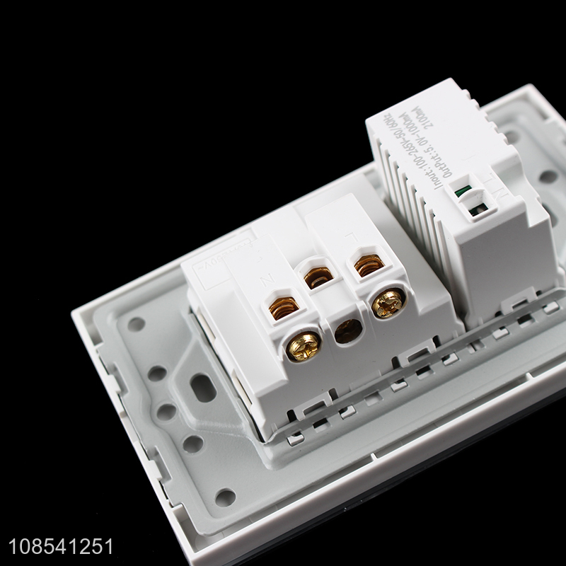 Wholesale universal single ctrical schuko socket with usb port