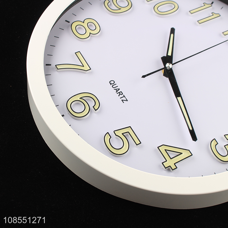 Good quality noctilucent wall clock classic silent quartz clock