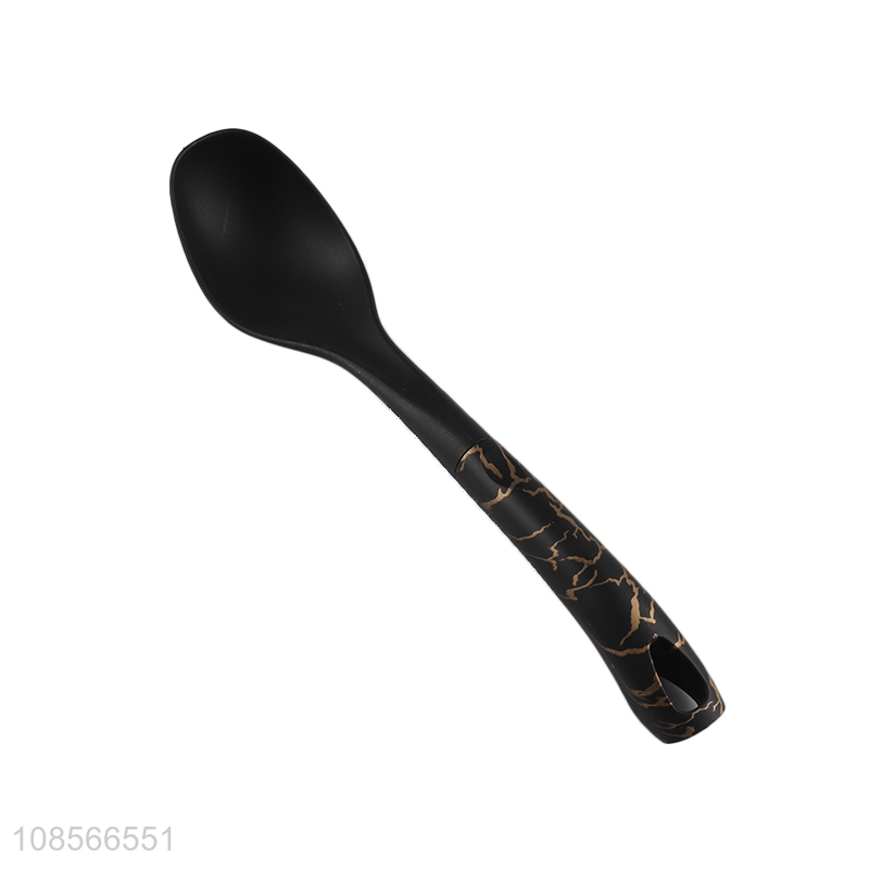 Source Factory Hot Selling Black Nylon Kitchen Utensils With Soup