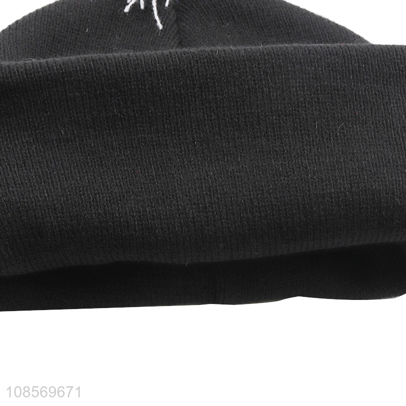 Low price black fashion knitted hat beanies hat