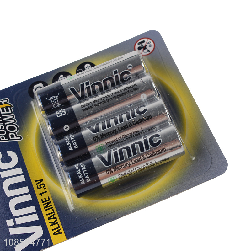 New products 4 pieces 1.5V AA alkaline zinc-manganese batteries