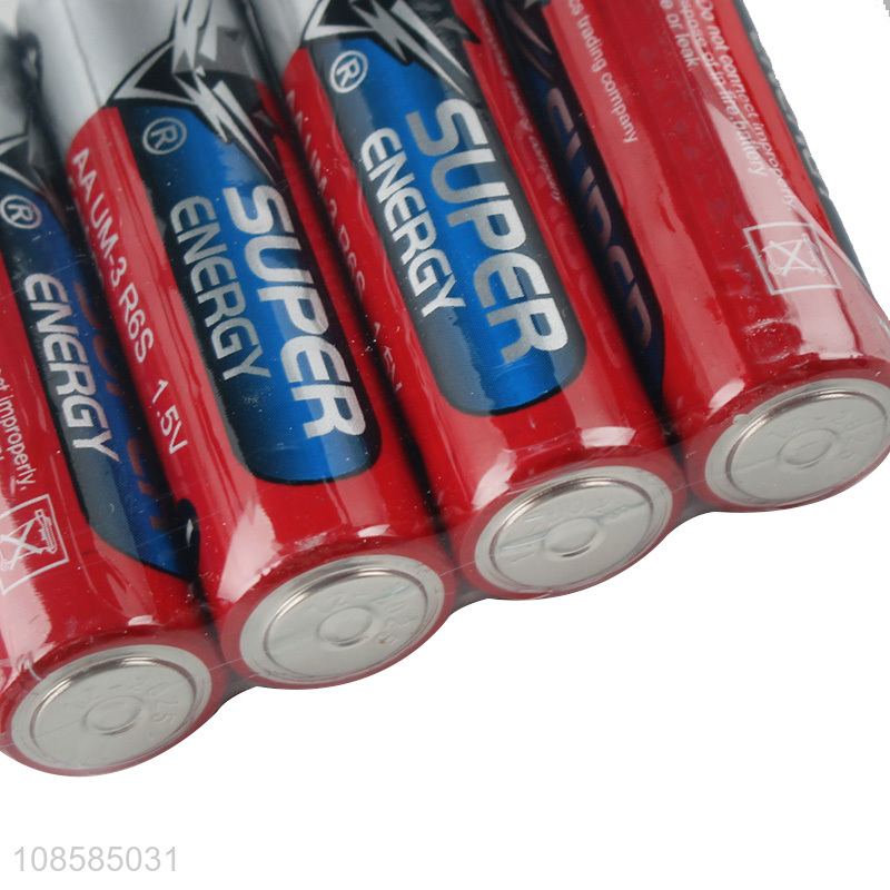 Yiwu market 4 pieces 1.5V AA carbon-zinc batteries