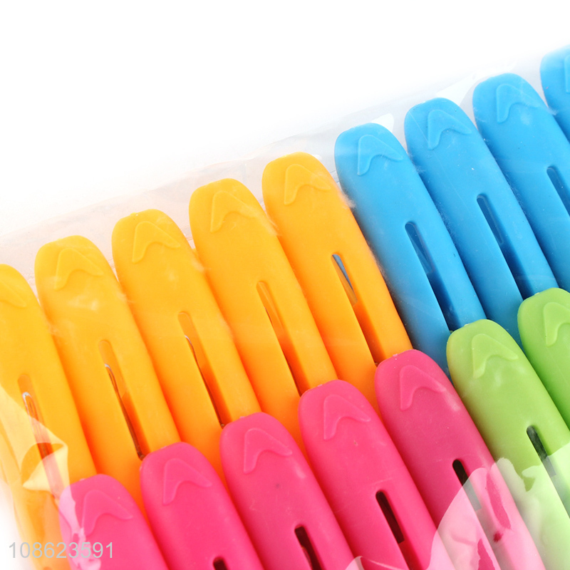 Factory price colored plastic clothes pegs clothing pins