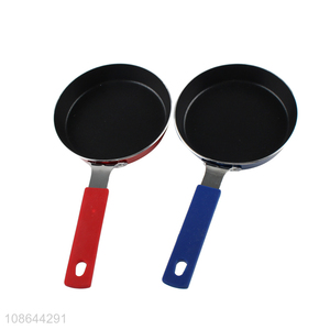 Factory direct sale non-stick aluminum frying pan with silicone handle