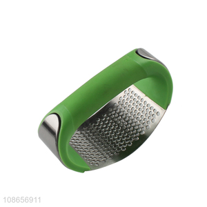 Factory price handheld stainless steel garlic press for sale