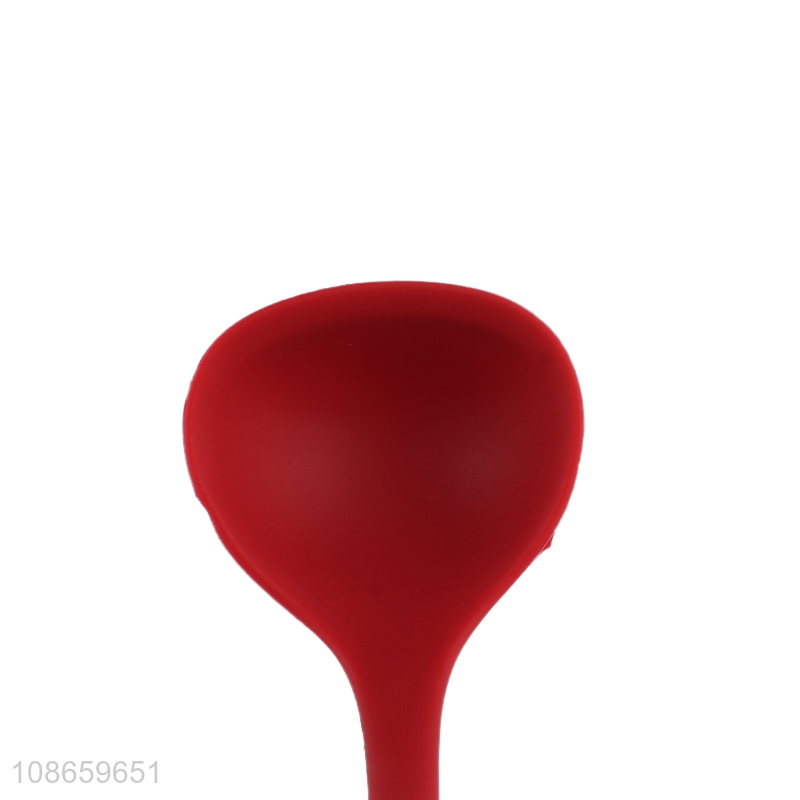 Hot selling food grade easty to clean silicone soup ladle soup spoon
