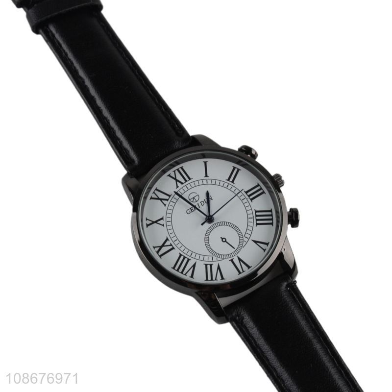 Hot selling men's analog quartz wristwatch with roman numerals dial