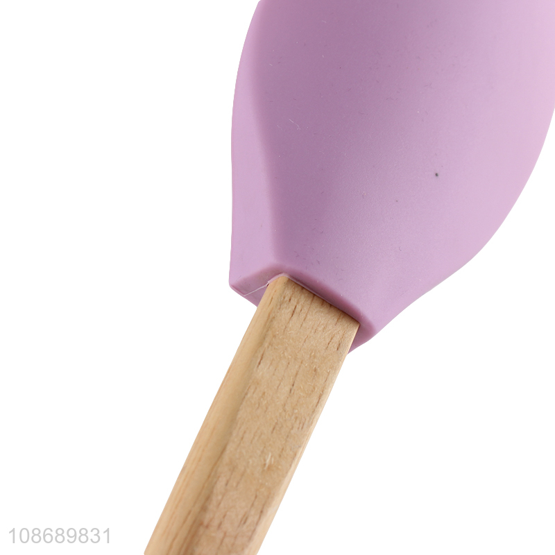 Wholesale heat resistant food grade silicone basting spoon with bamboo handle