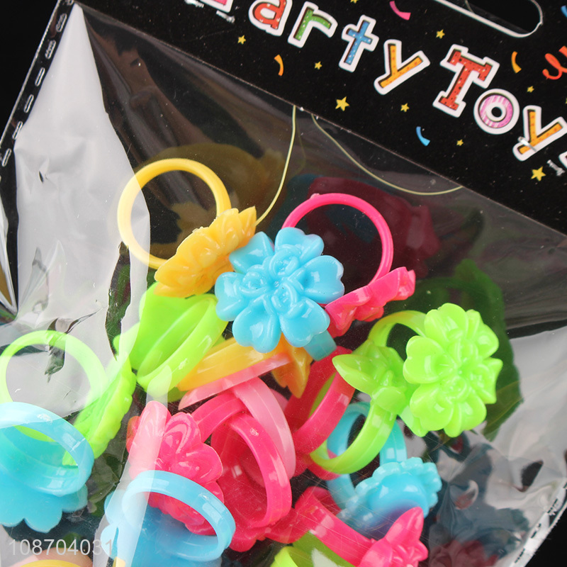 Factory supply plastic multicolor flower ring toys for jewelry