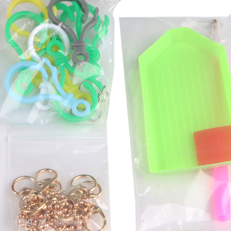 Popular products children diy fashion shining keychain toy for sale