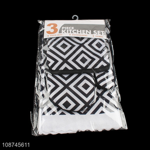 Good quality kitchen towel set with heat resistant oven mitt and pot holder