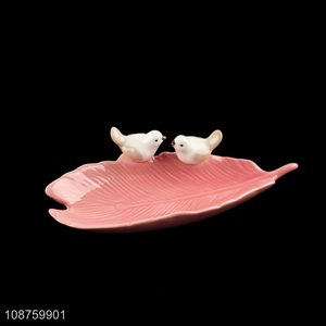 Low price leaves shaped ceramic dessert fruit snack <em>plate</em> for sale