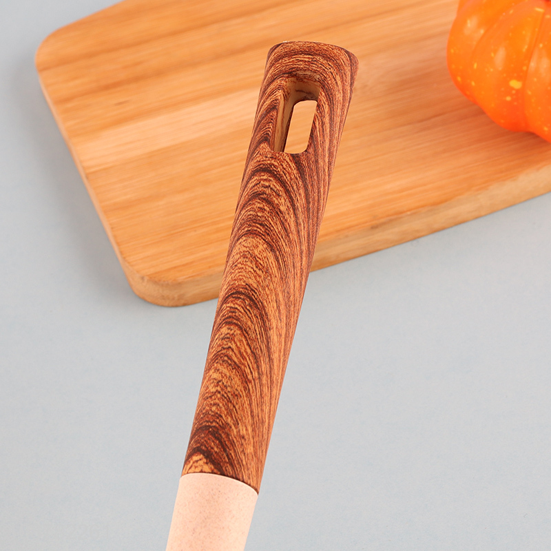 Latest products long handle kitchen utensils soup ladle