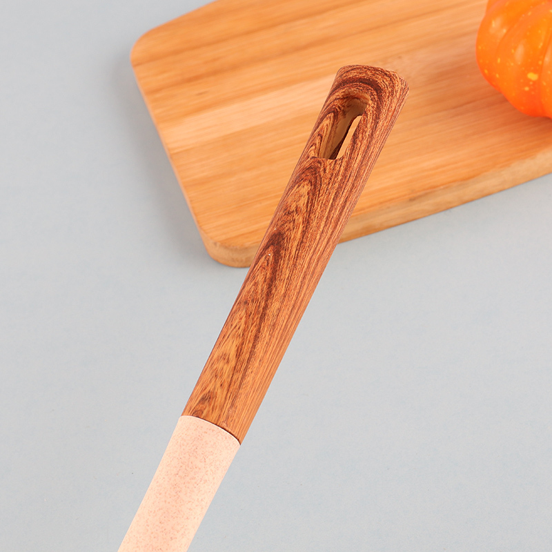 China products long handle kitchen utensils spaghetti spatula