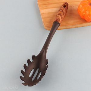 New arrival kitchen utensils nylon spaghetti spatula
