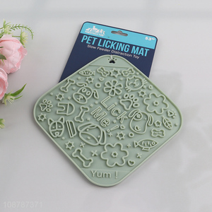 Custom Slow <em>Feeder</em> Distraction Toy <em>Pet</em> Licking Mat