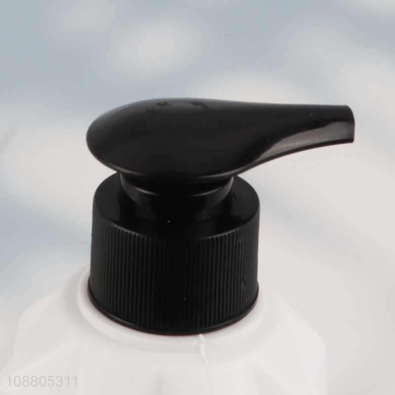 China supplier bathroom accessories liquid soap dispenser