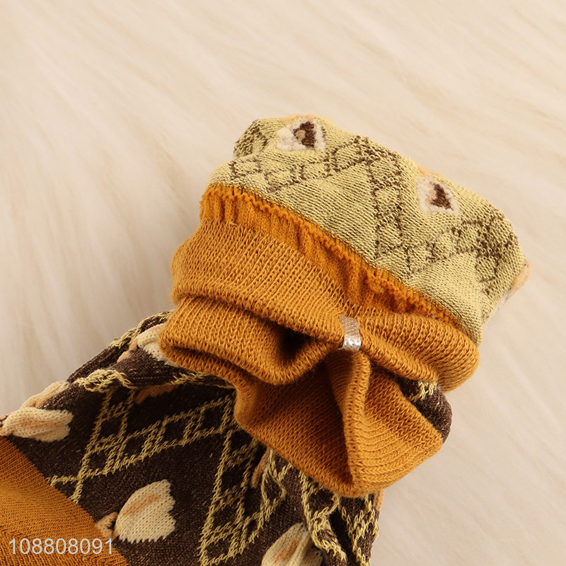 Wholesale vintage floral jacquard cotton crew socks for women
