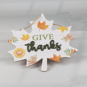 Low price leaves shape <em>Thanksgiving</em> <em>Day</em> holiday hanging ornament decoration