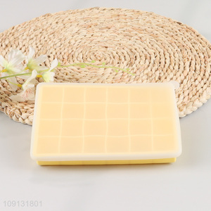Hot Sale Reusable BPA Free Silicone Ice Cube Tray with Lid for Freezer