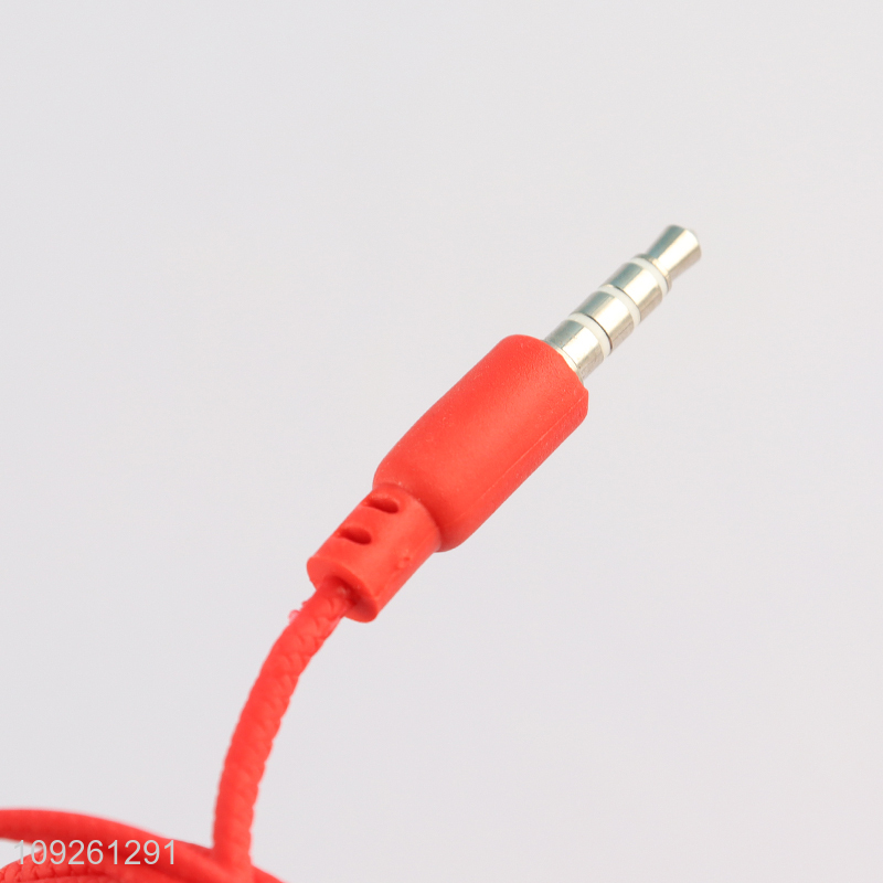 New Product Wired Earbuds Stereo In-Ear Headphones for Smart Phones