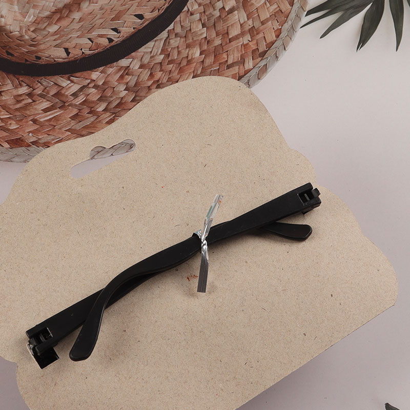 Good selling creative christmas party glasses wholesale