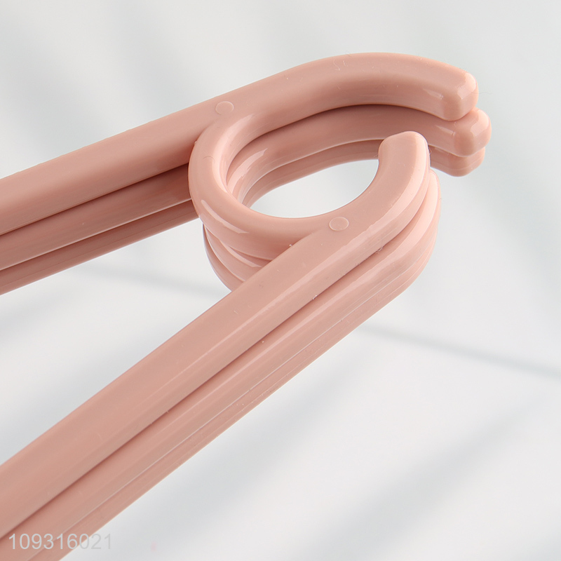 Top selling plastic clothes hanger clothes rack wholesale