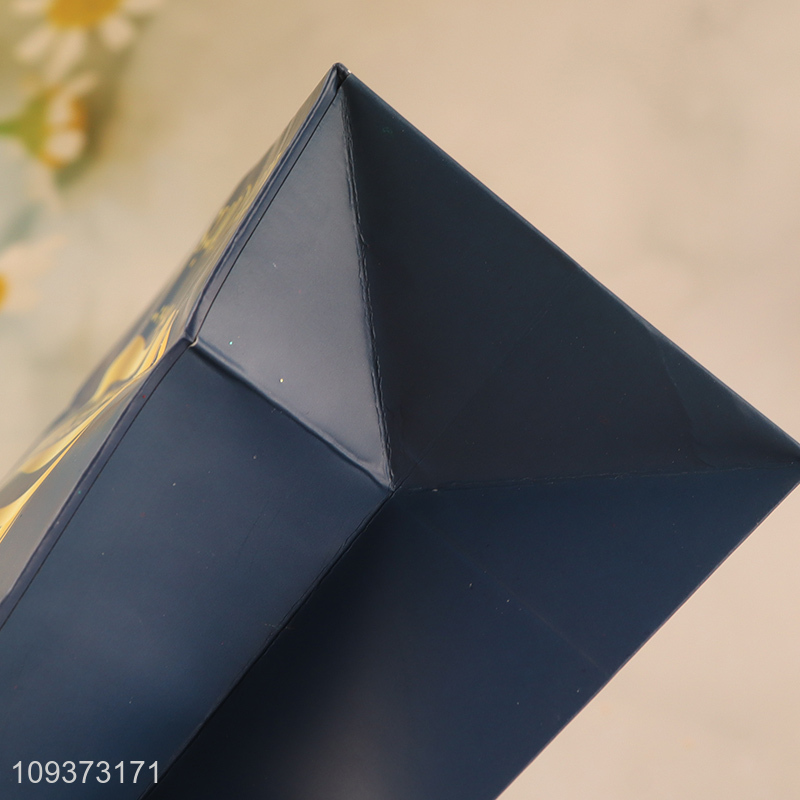 Latest products merry Christmas gifts packaging bag paper bag