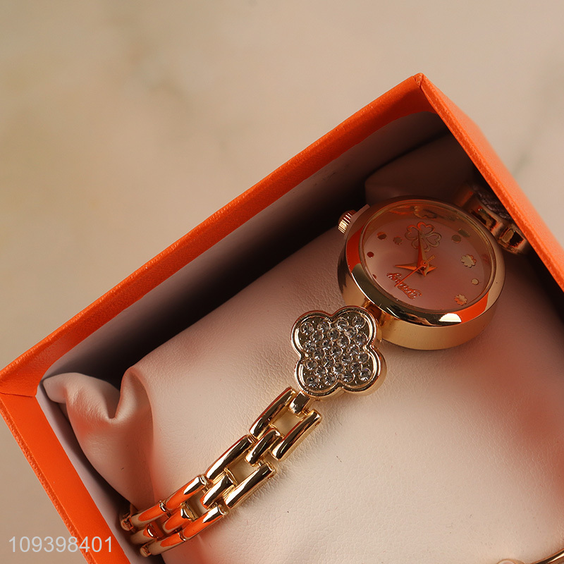 Wholesale watch and pearl bracelet gift set