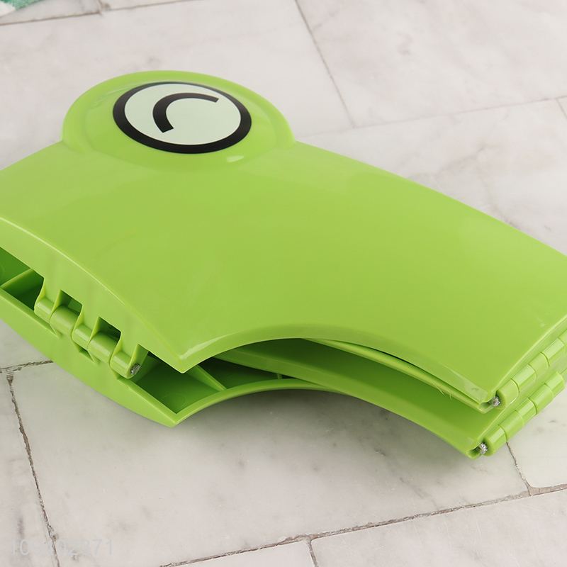 Good price foldable kids toilet seat with green frog design