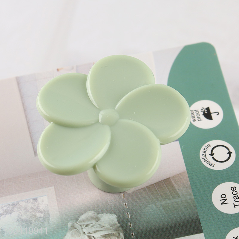 Low price seamless flower hook suction cup hook