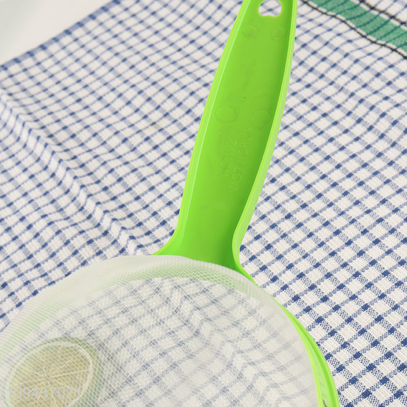 Good price multicolor fine mesh kitchen strainer with handle