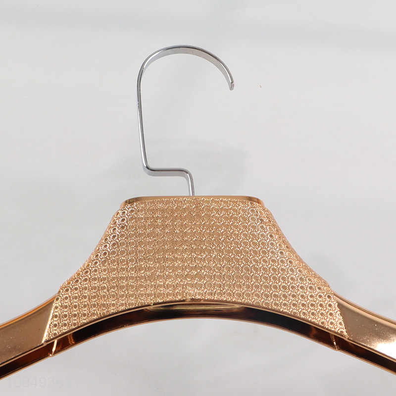 China supplier anti-slip plastic coat hanger clothes hanger