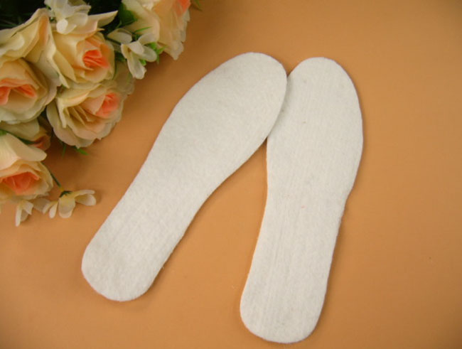 Choose A Pair of Suitable Insole for Your High-heeled Shoes